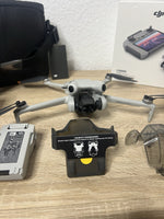 Cargar imagen en el visor de la galería, DJI Mini 4 Pro + Smart controller
