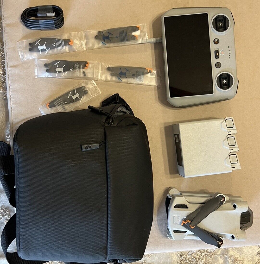 DJI Mini 3 Pro + Smart controller