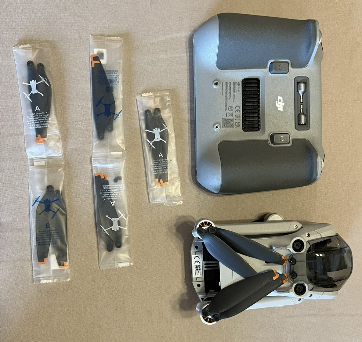 DJI Mini 3 Pro + Smart controller